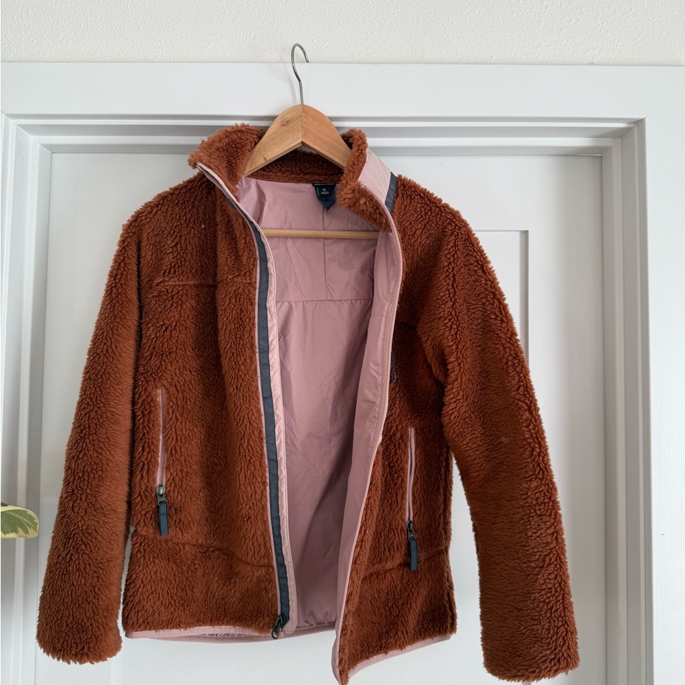 Girls XL Patagonia Jacket - cute!